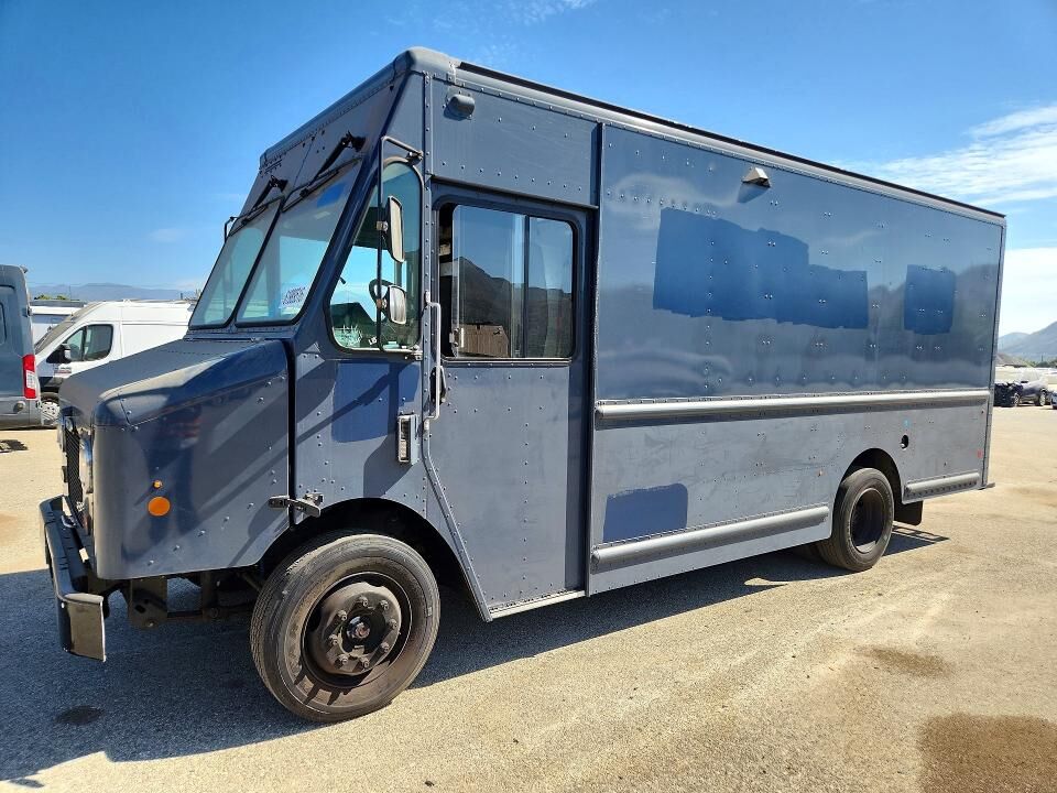 2021 FREIGHTLINER MT 45G Front Gasoline Engine Walk in Van Chassis
