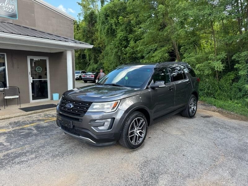 2016 FORD Explorer