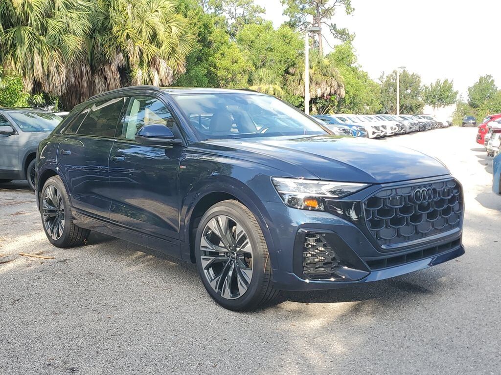 2026 AUDI Q8