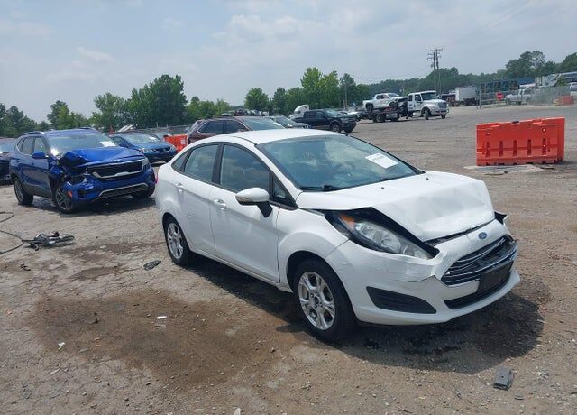 2015 FORD Fiesta