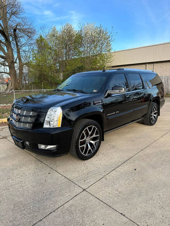 2013 CADILLAC Escalade