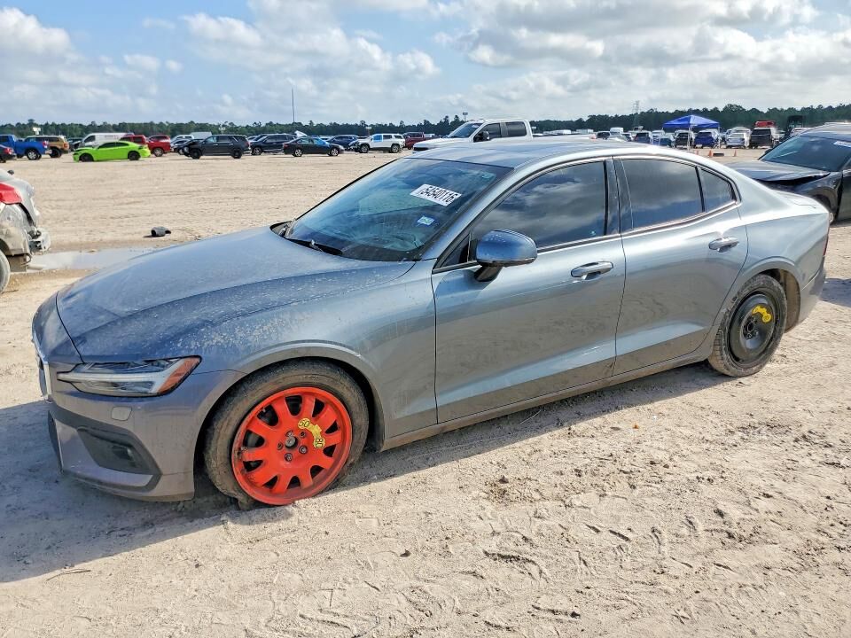 2020 VOLVO S60
