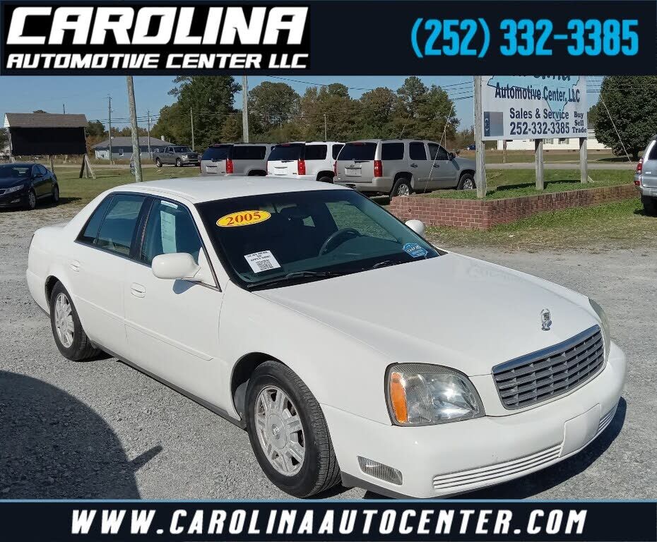 2005 CADILLAC Deville