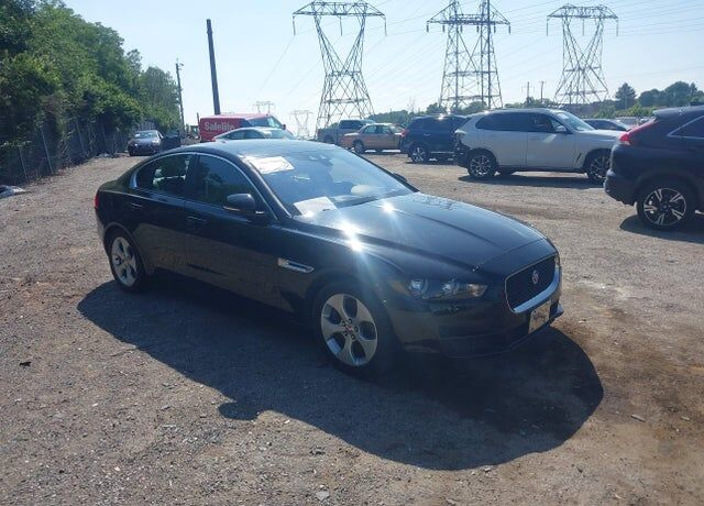 2017 JAGUAR XE