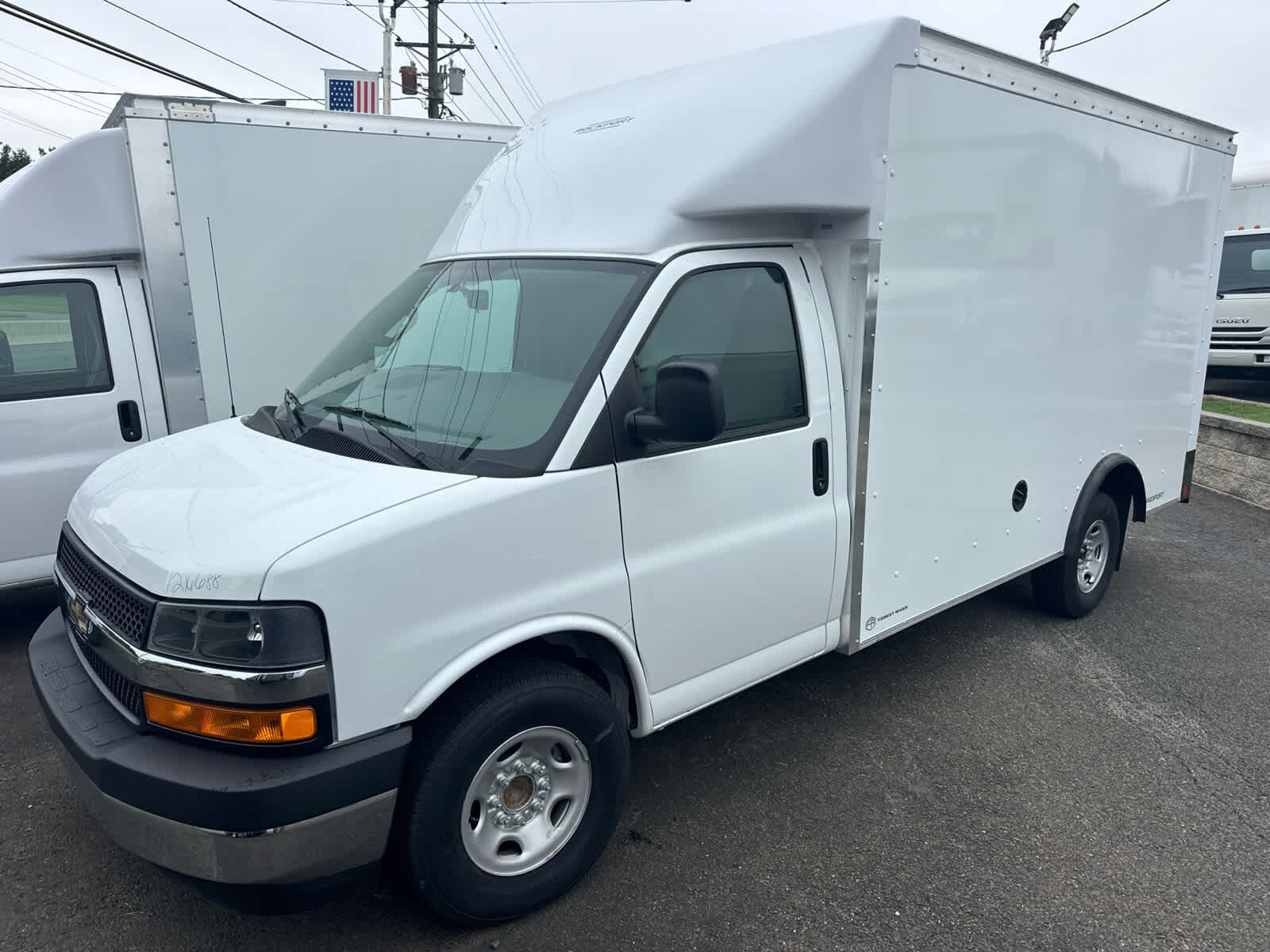 2026 CHEVROLET Express