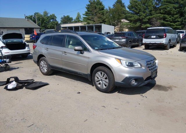 2016 SUBARU Outback