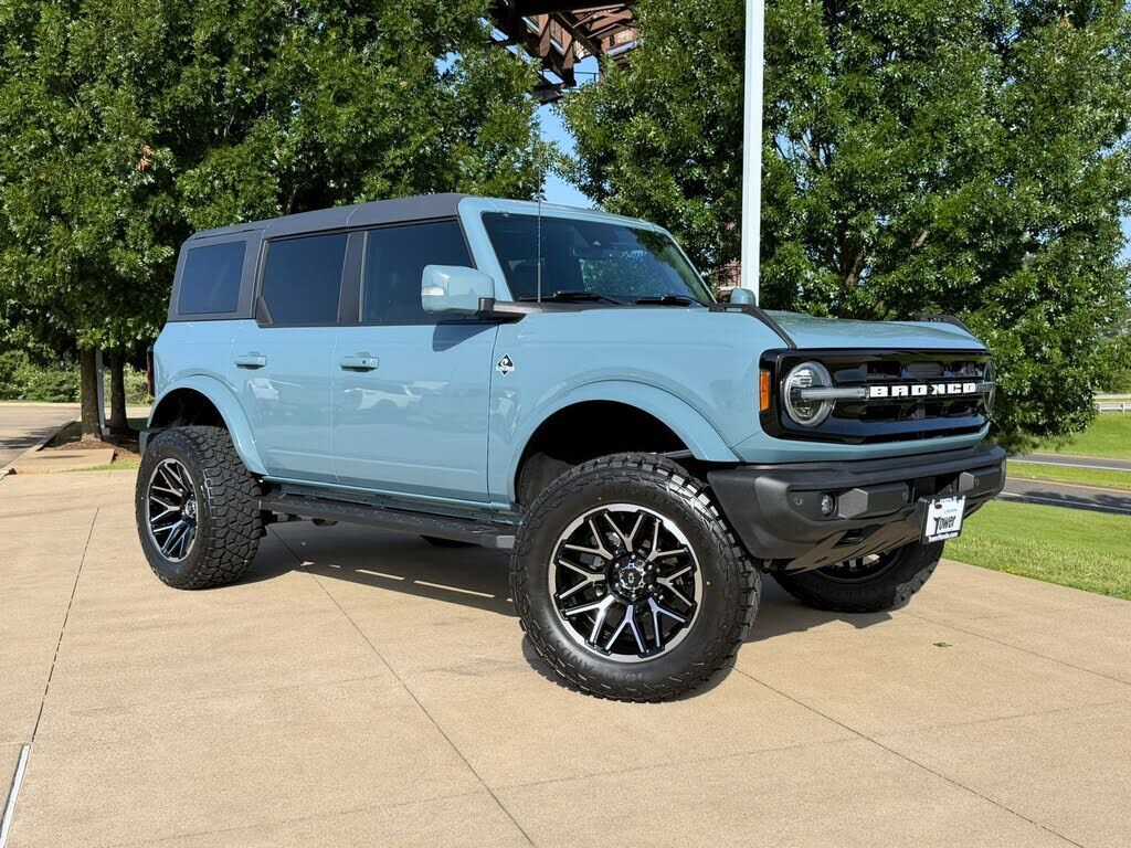 2023 FORD Bronco