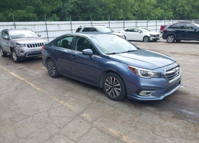 2018 SUBARU Legacy