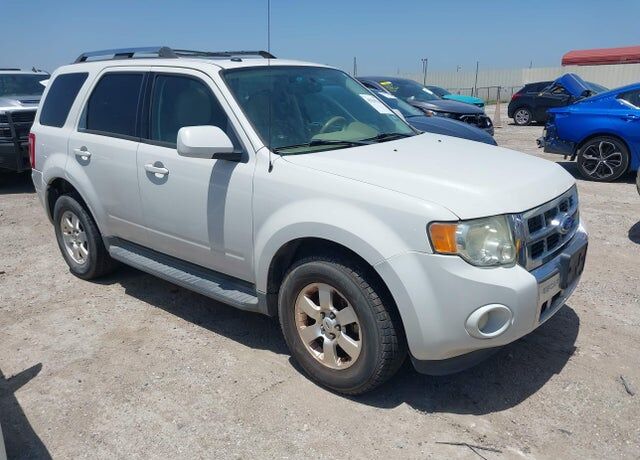 2011 FORD Escape