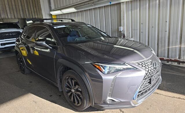 2025 LEXUS UX