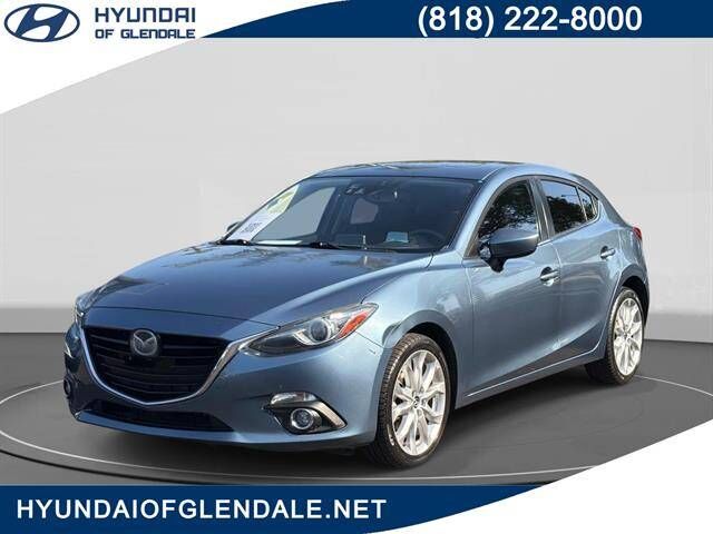 2015 MAZDA Mazda3