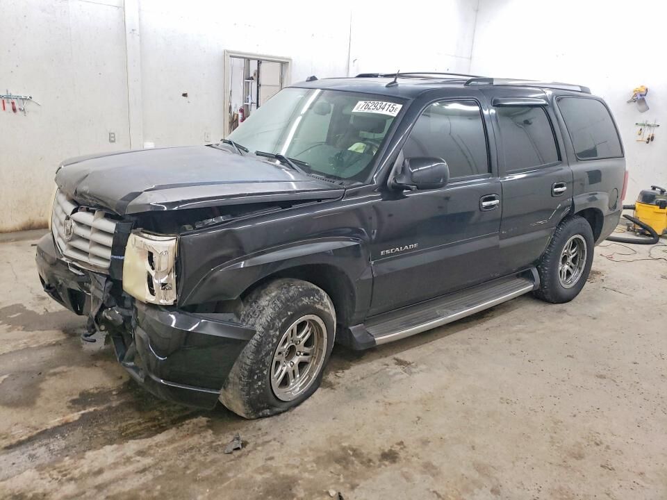 2004 CADILLAC Escalade