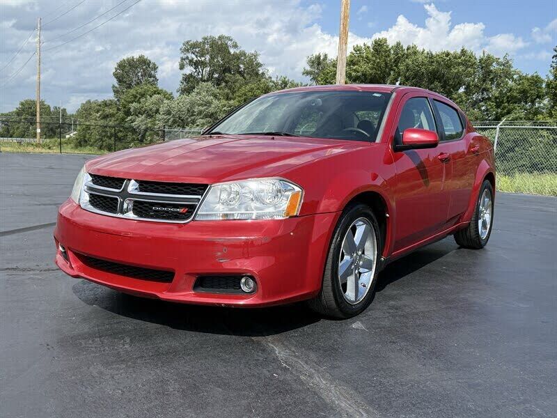 2011 DODGE Avenger