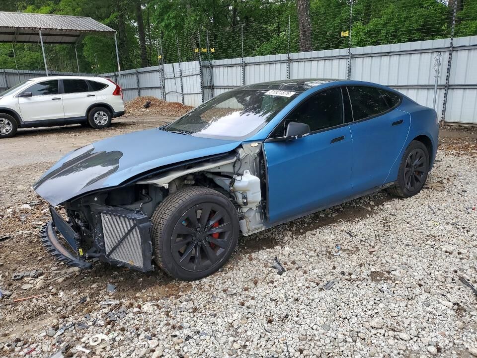 2016 TESLA Model S