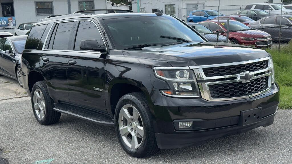 2017 CHEVROLET Tahoe