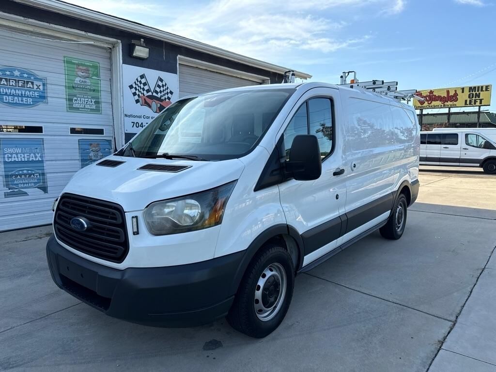 2017 FORD Transit