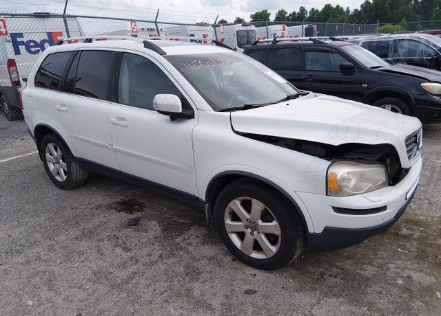2011 VOLVO XC90