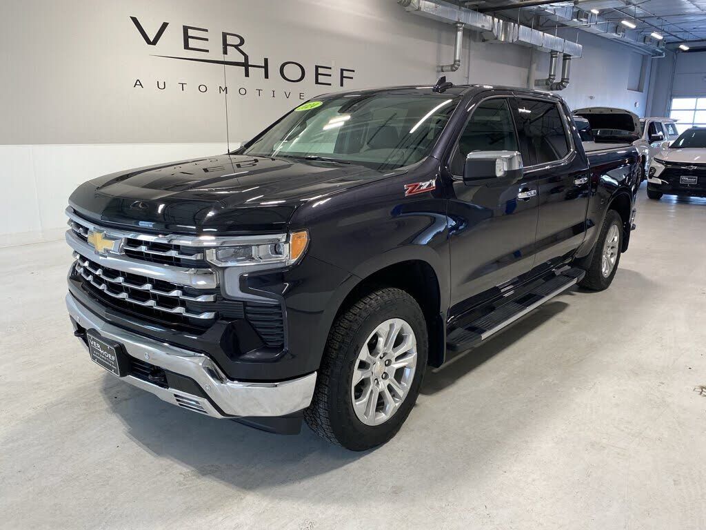 2024 CHEVROLET Silverado