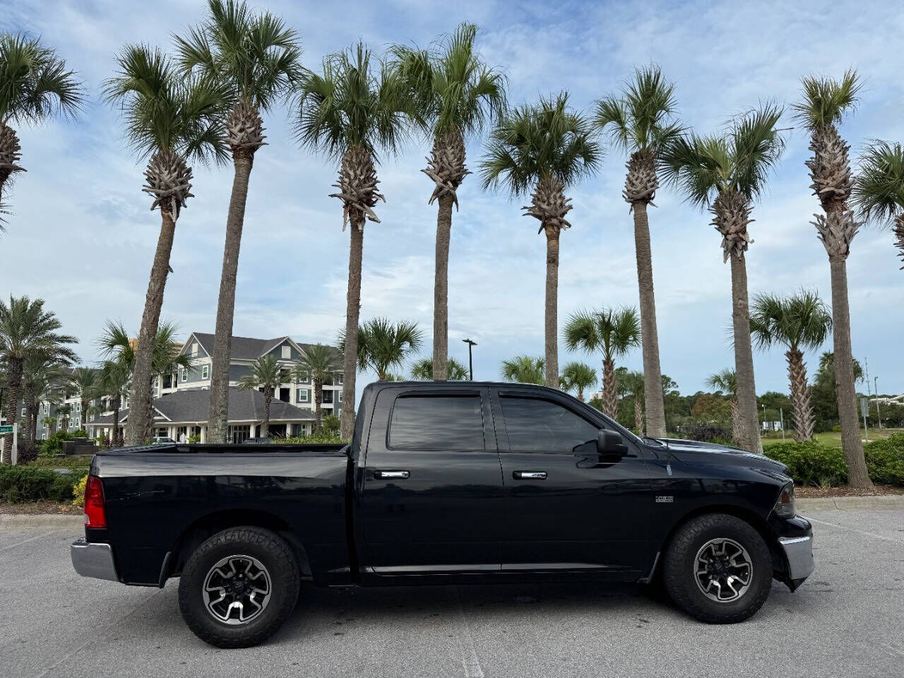 2011 DODGE Ram