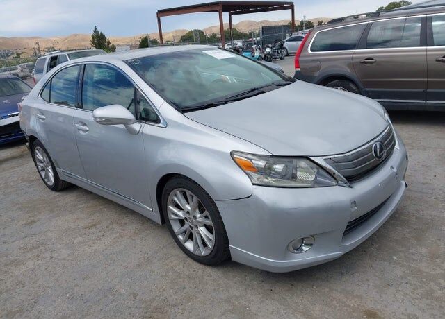 2010 LEXUS HS