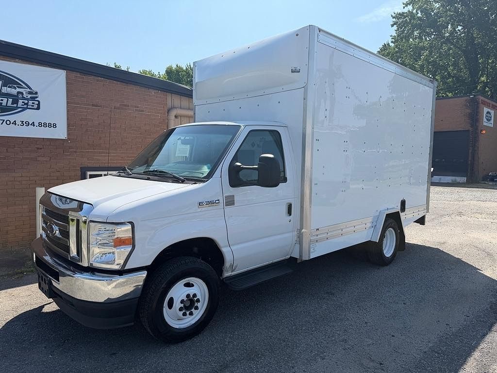 2021 FORD E-350