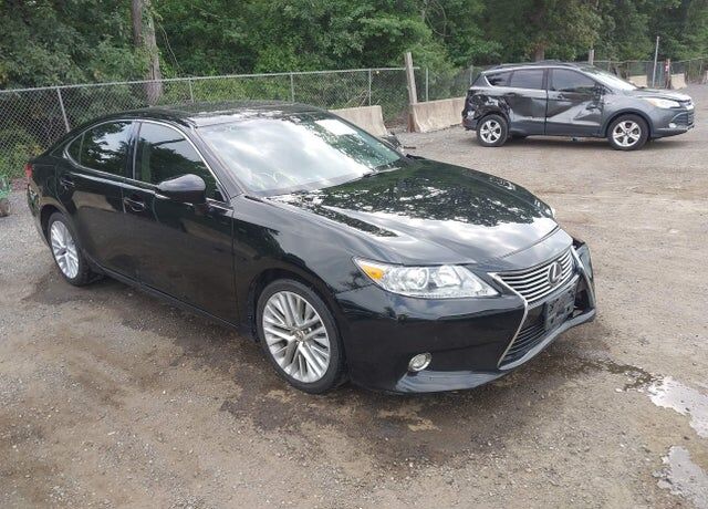 2015 LEXUS ES
