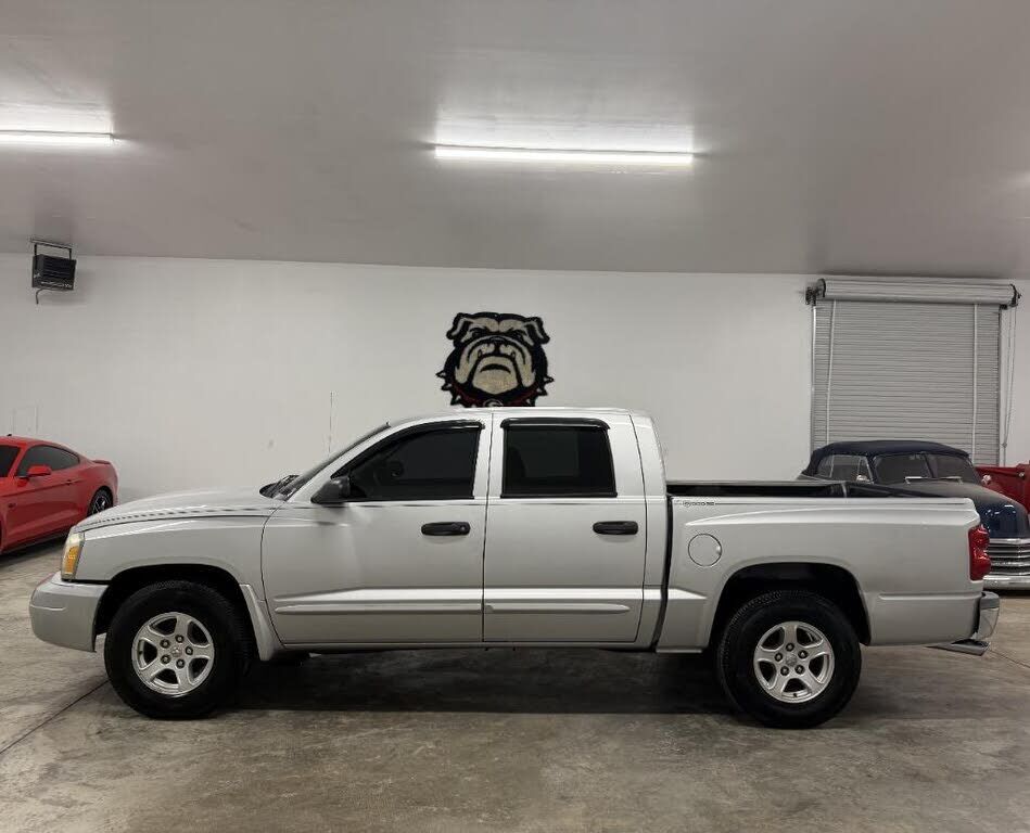 2005 DODGE Dakota