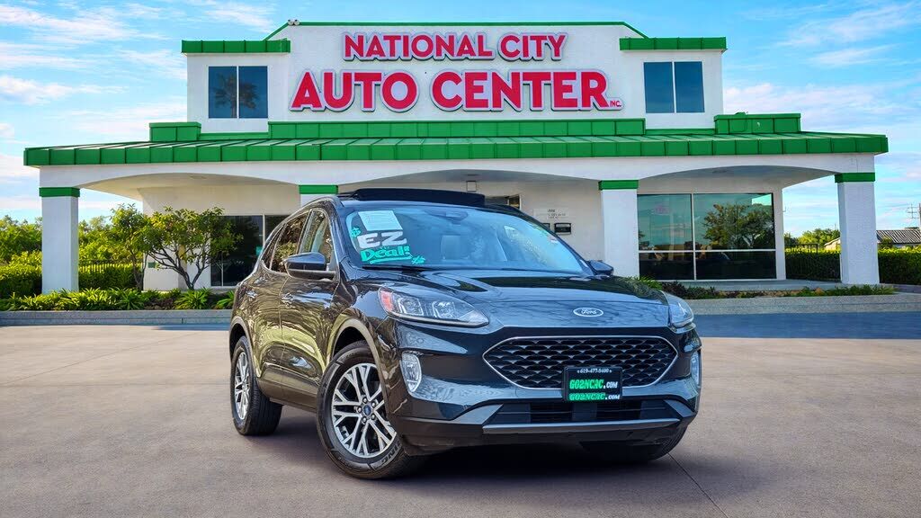 2022 FORD Escape