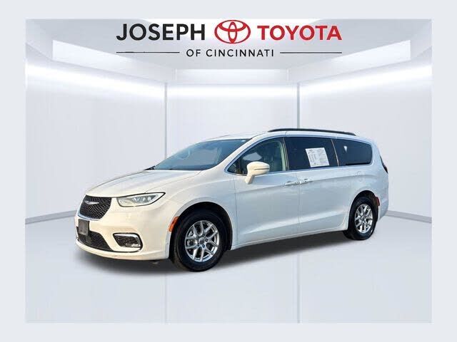 2022 CHRYSLER Pacifica
