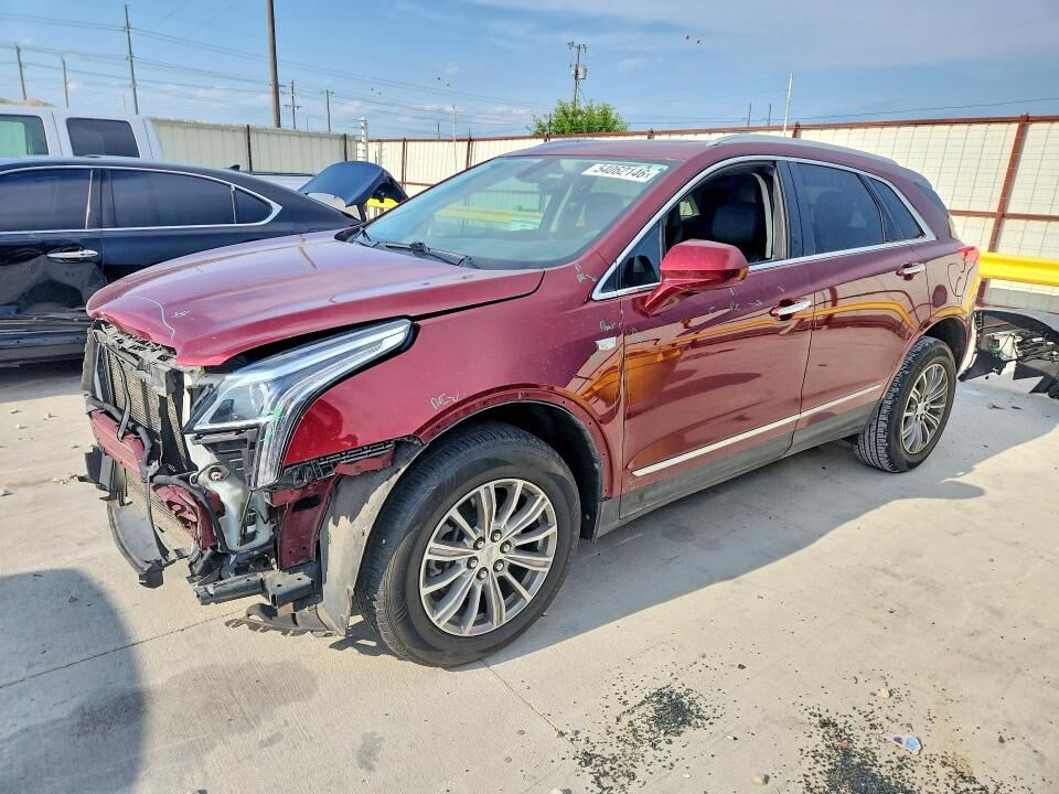 2017 CADILLAC XT5