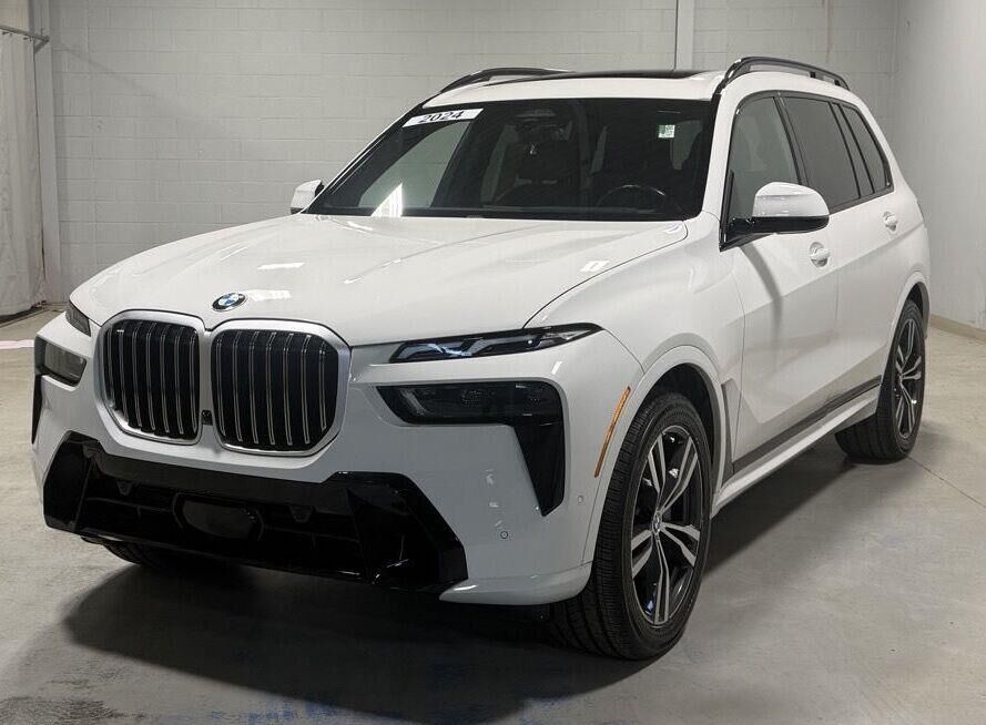 2024 BMW X7