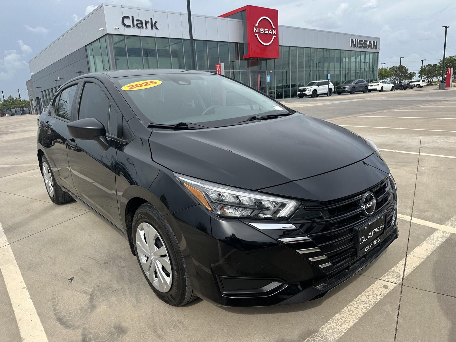 2025 NISSAN Versa