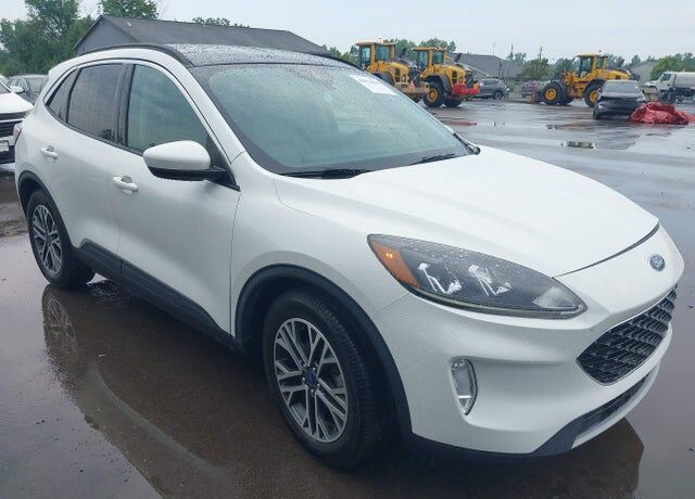 2020 FORD Escape