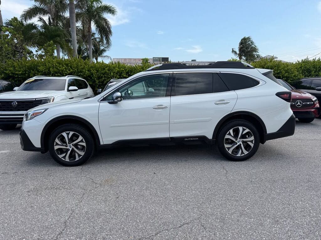 2022 SUBARU Outback