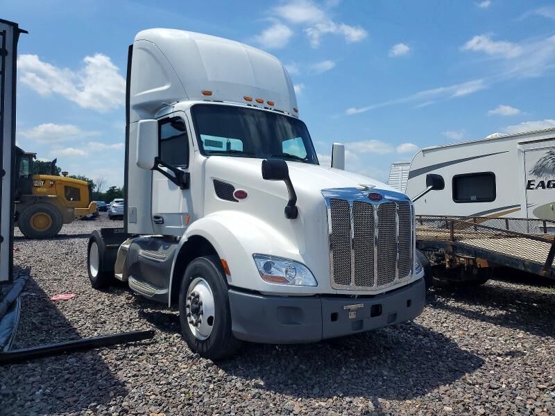 2018 PETERBILT 579