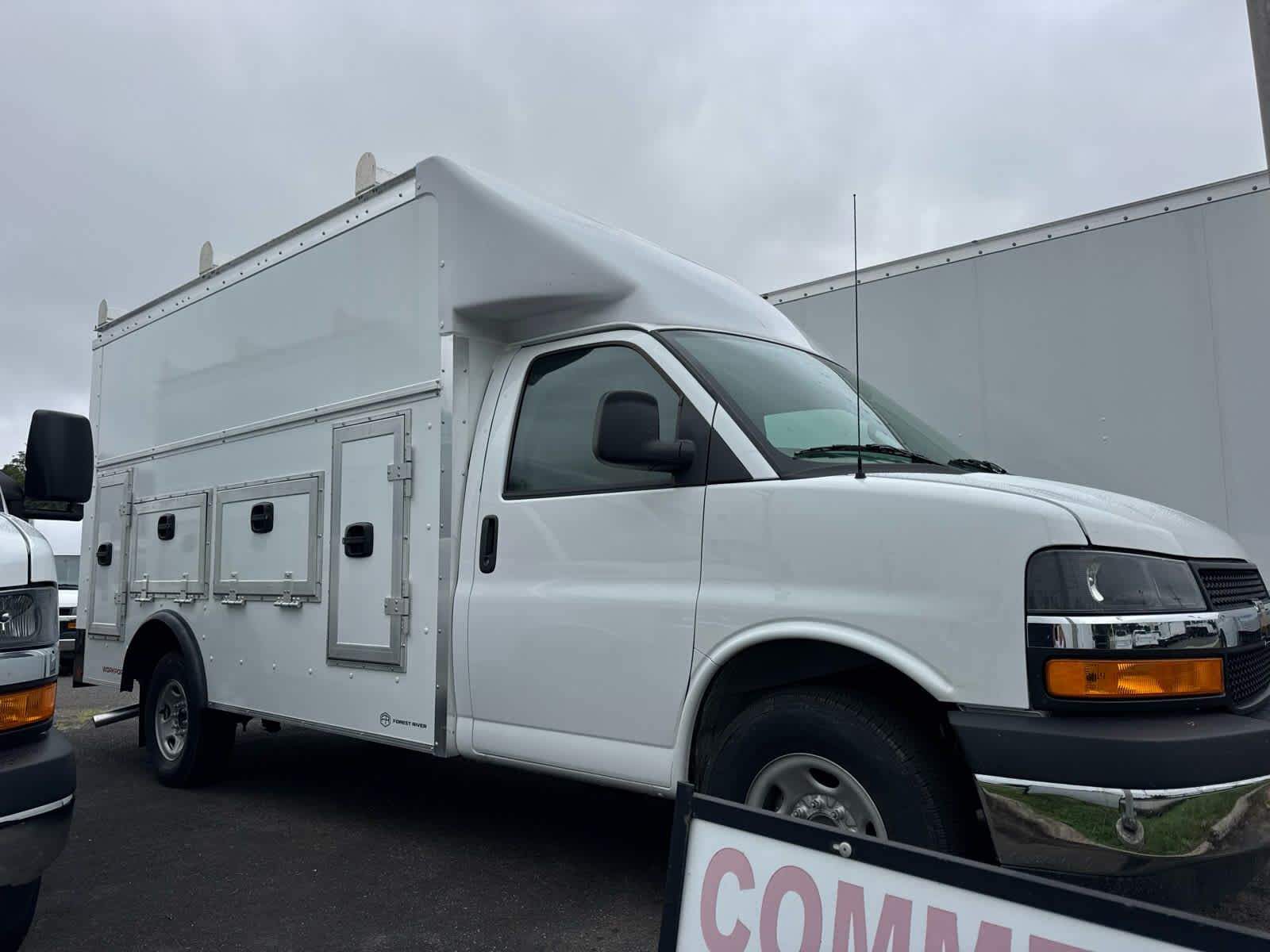 2026 CHEVROLET Express