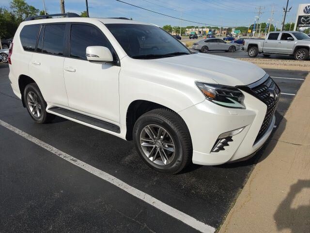 2022 LEXUS GX