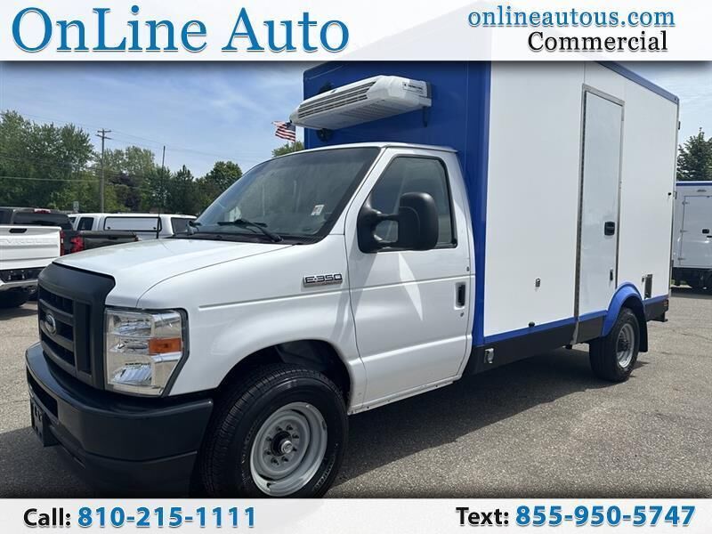 2023 FORD E-350