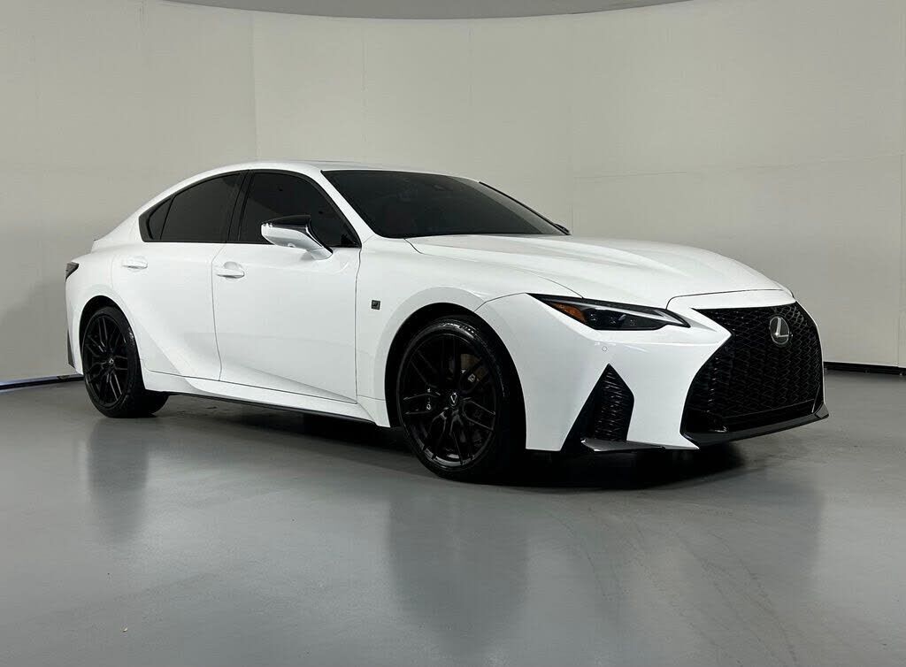 2023 LEXUS IS