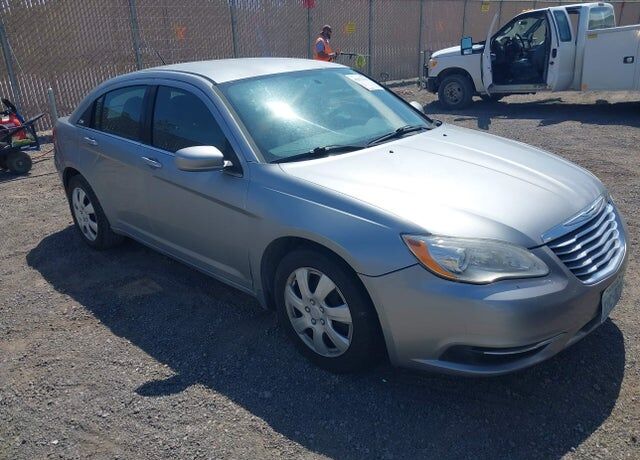 2014 CHRYSLER 200