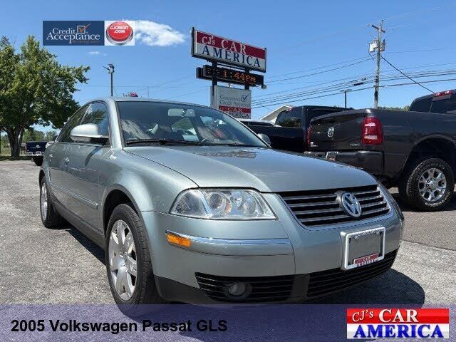 2005 VOLKSWAGEN Passat