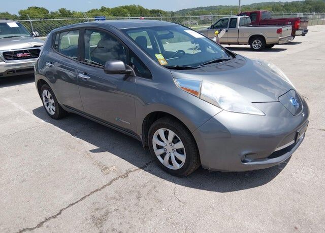 2014 NISSAN Leaf