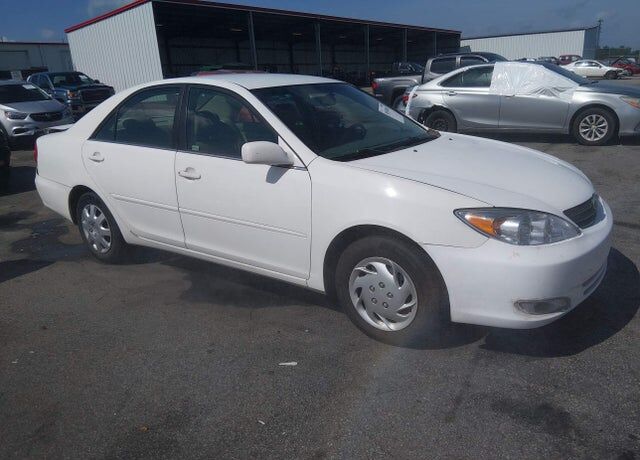 2002 TOYOTA Camry