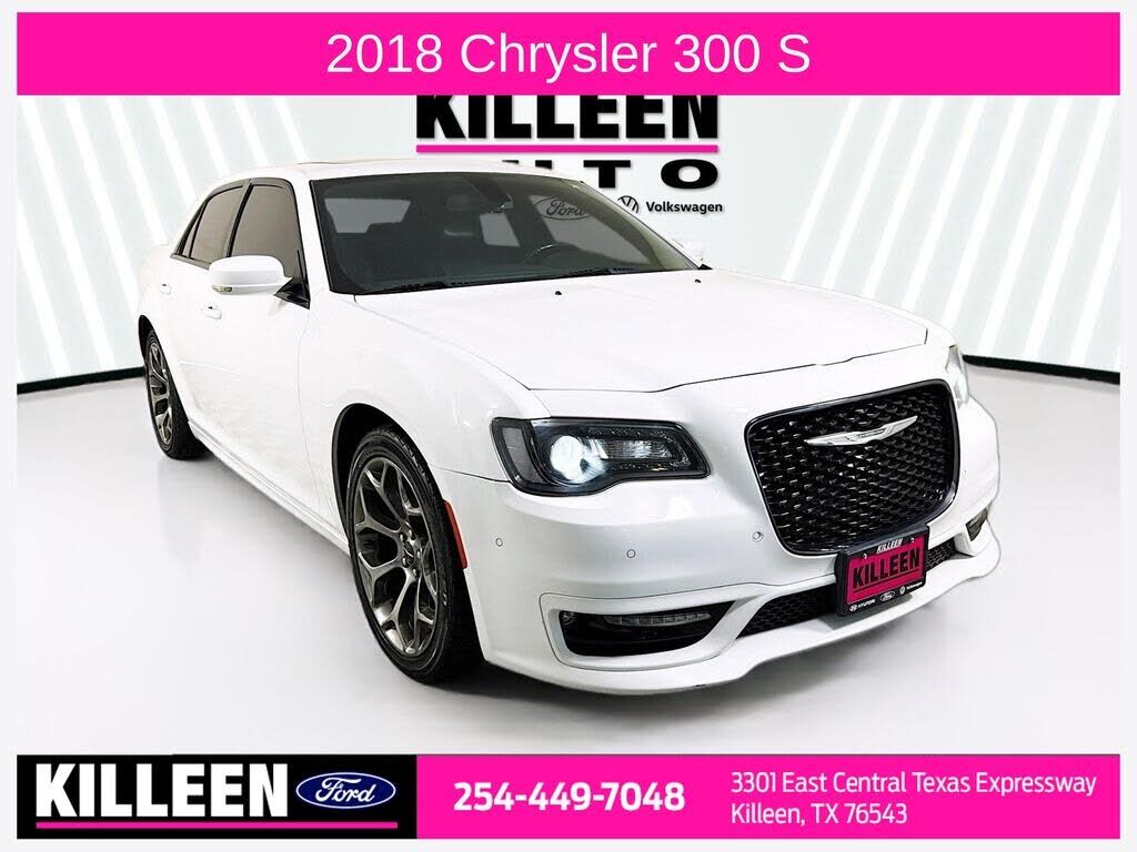 2018 CHRYSLER 300