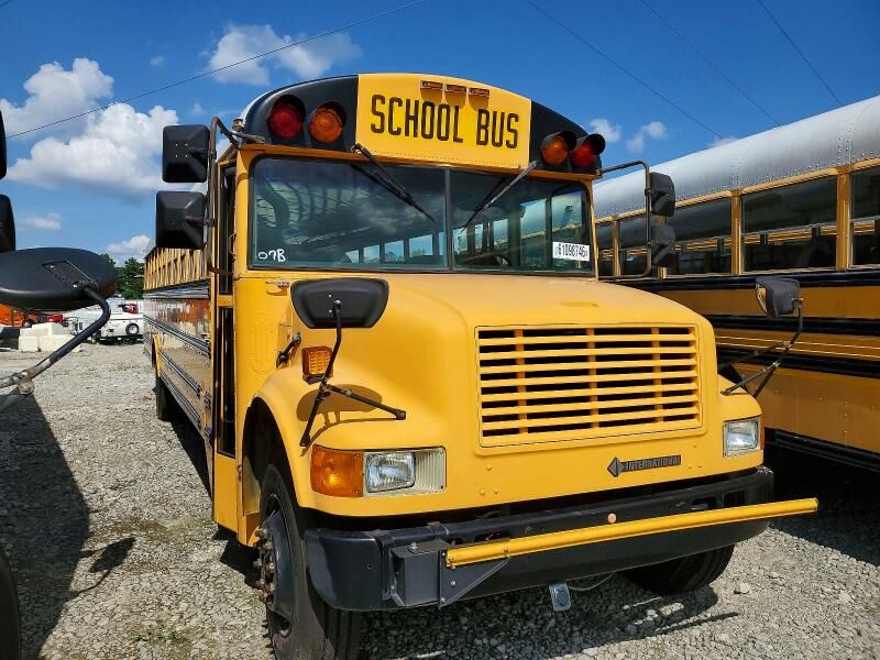 1991 INTERNATIONAL 3700