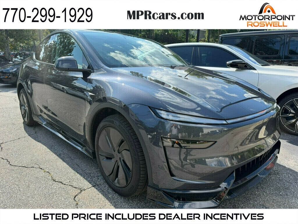 2026 TESLA Model Y