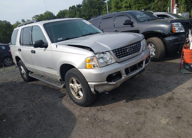 2005 FORD Explorer