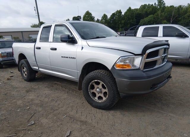 2011 DODGE Ram