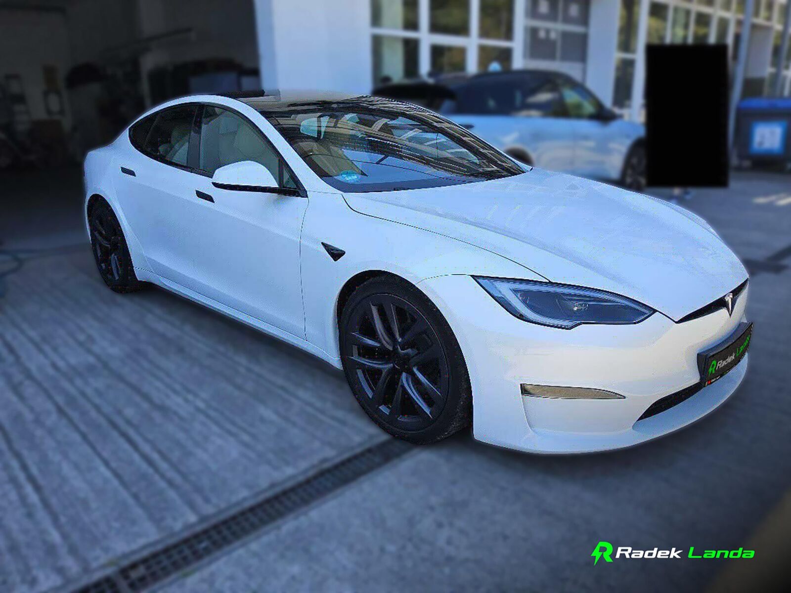 2023 TESLA Model S
