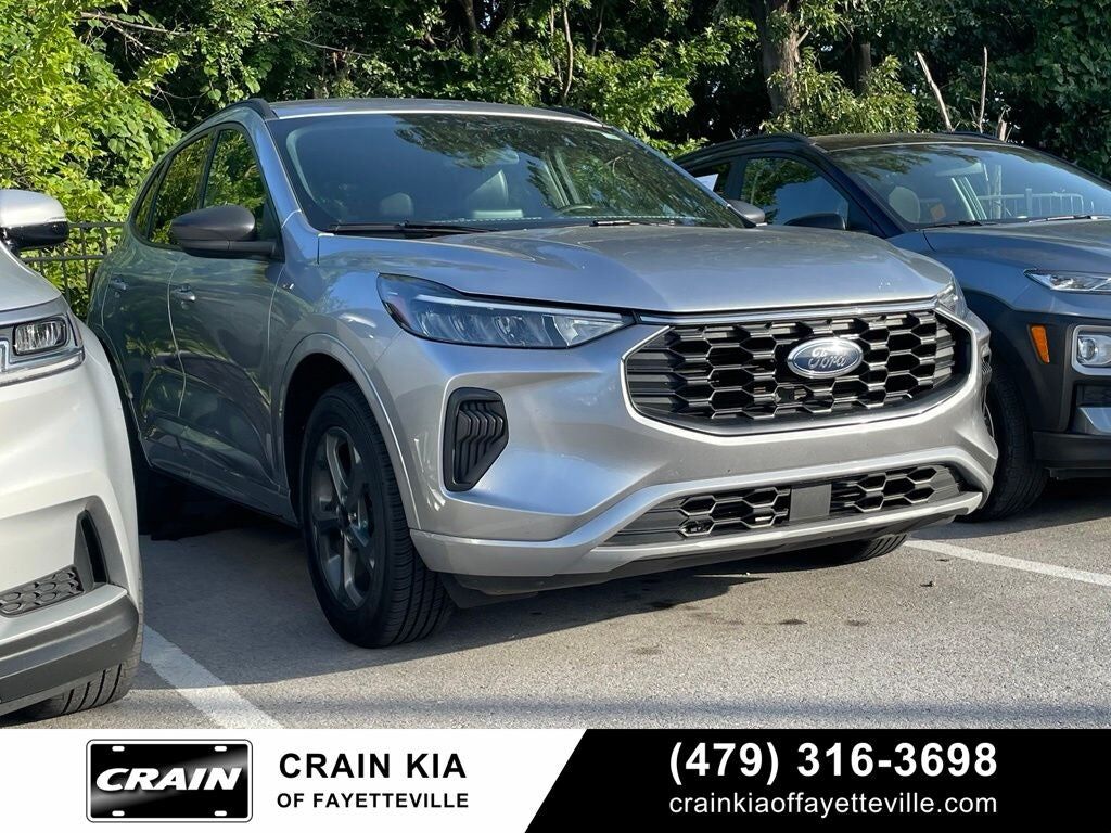 2023 FORD Escape